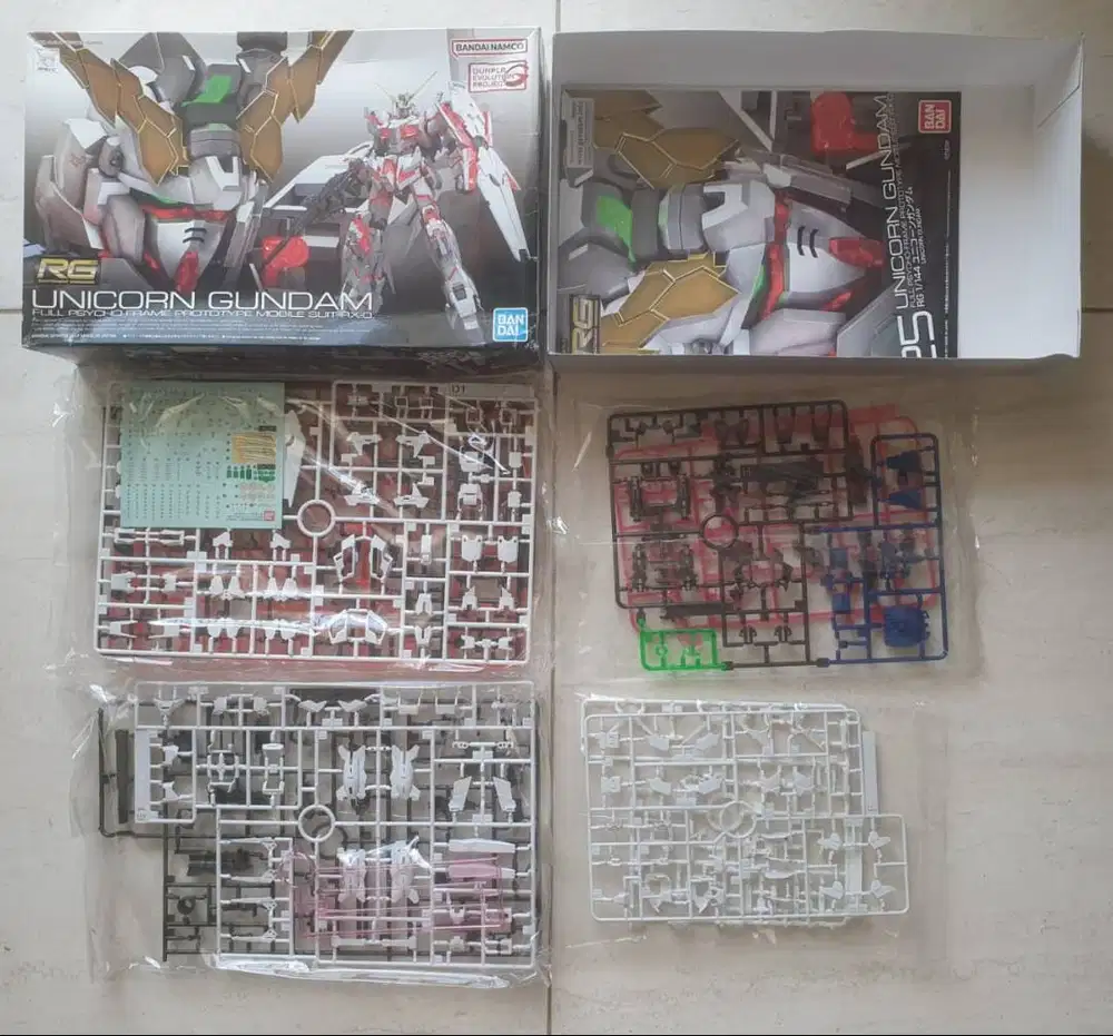 Bandai RG 25 Unicorn Gundam (Full Psycho-Frame Prototype Mobile Suit)