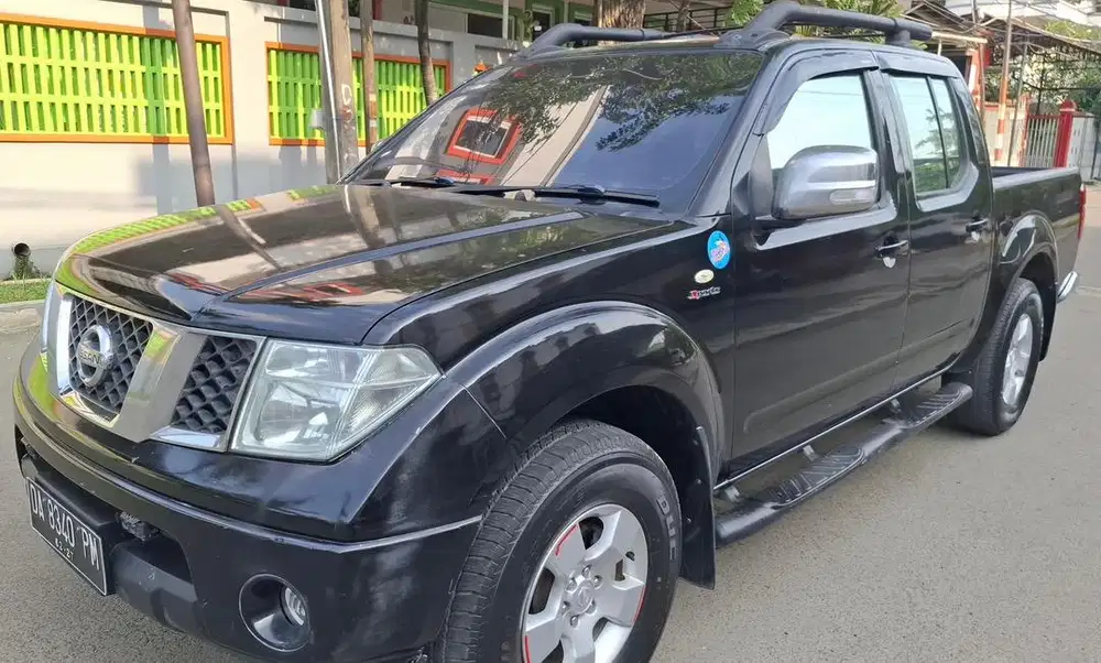 Nissan navara tahun 2011