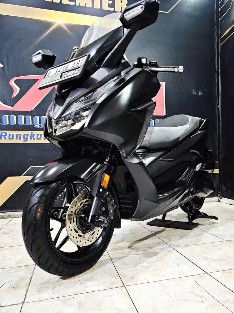 Honda Forza 250cc matic gede fitur modern mewah.Anugerah motor rungkut