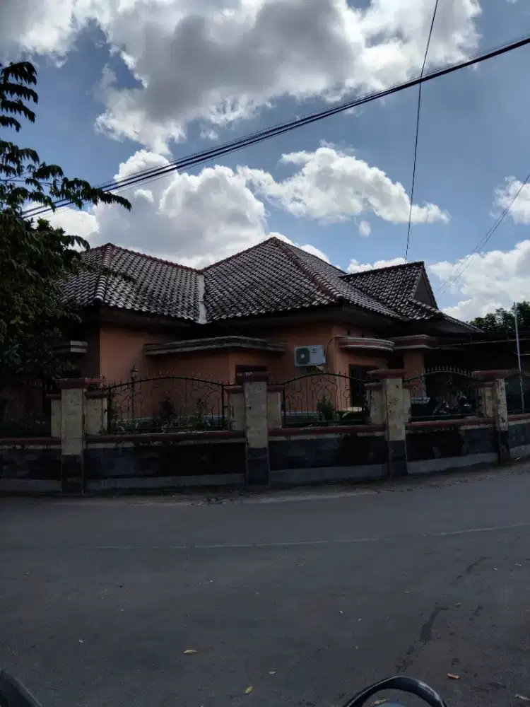 Rumah sejuk di hook di jual segera