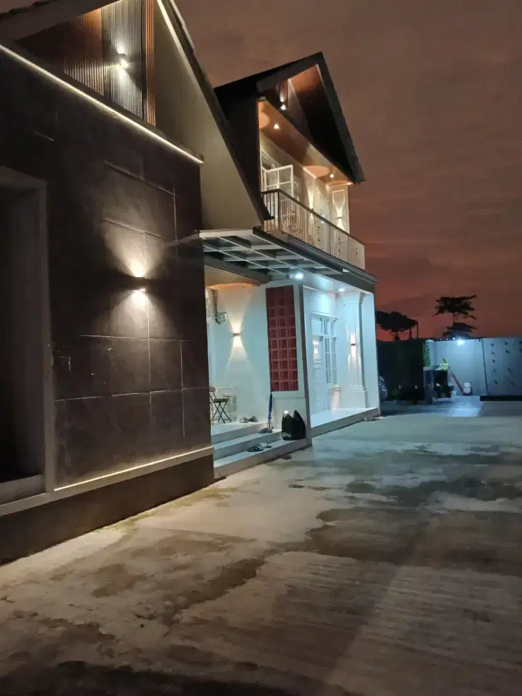 Di jual villa cantik dikaki bukit jalan besar rumah besar dan luas