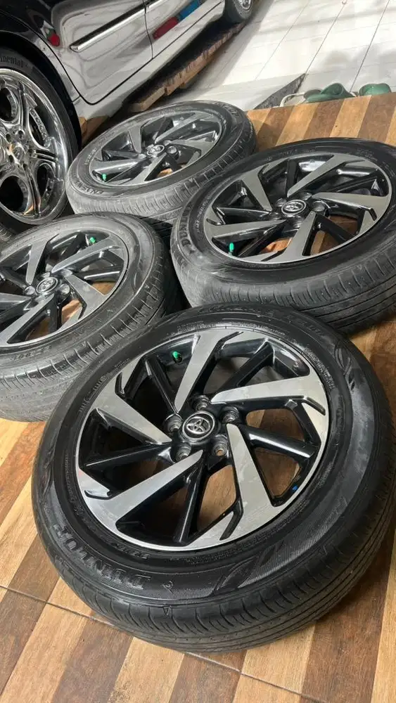 Velg New Rush Terios R17 Innova Voxy Brv Crv