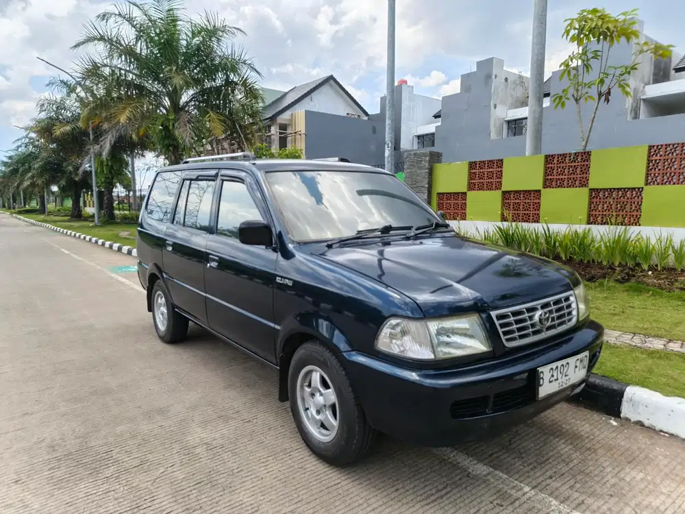 Toyota Kijang 2000 Bensin