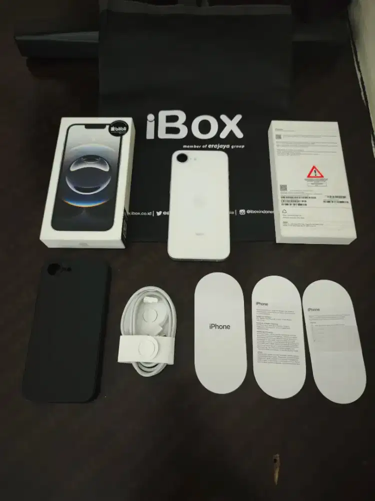 Iphone 16E 128gb IBOX Gdn Resmi BH 100% Garansi on Febuari 2027