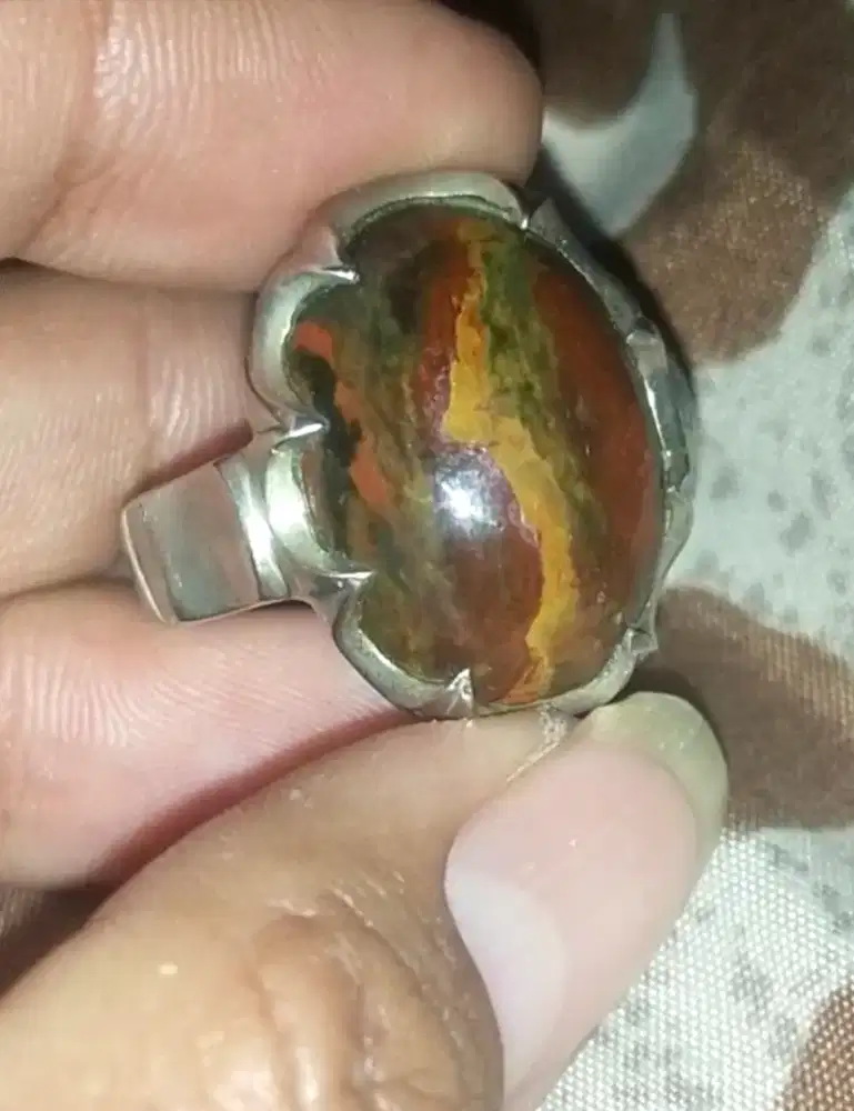 Batu akik lawasan ageman