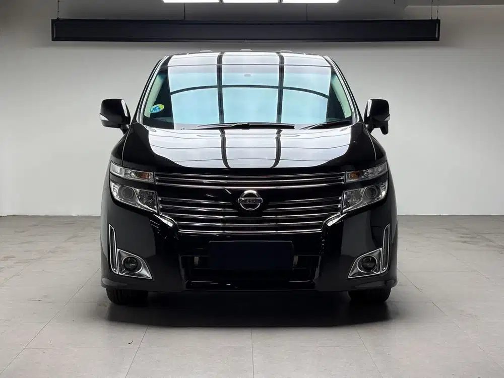 Nissan Elgrand 3.5 HWS 2011 low km