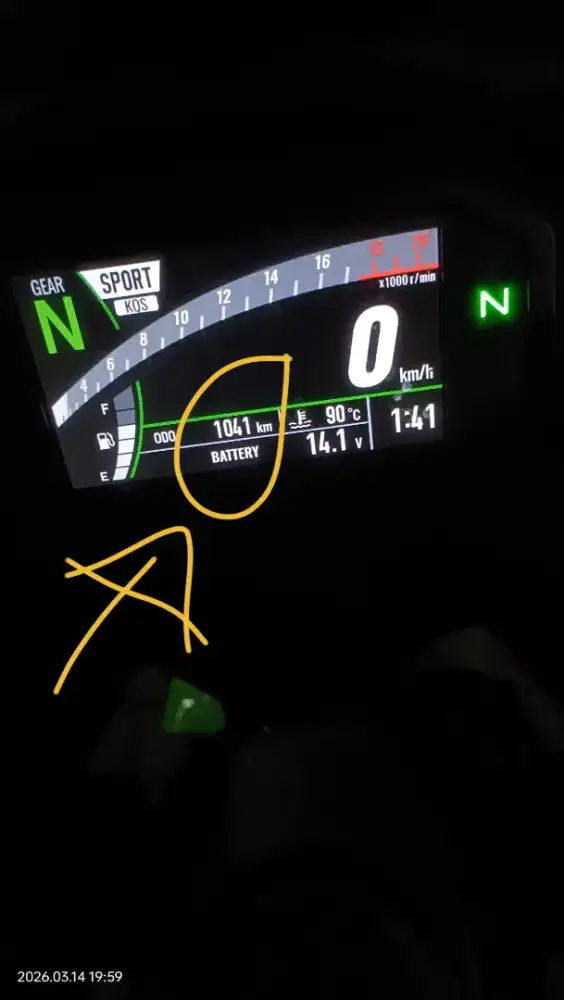 Ninja ZX25R 1000KM LOW ZX25RR 2023 ORI PABRIKAN SEMUA SEPERTI BARU