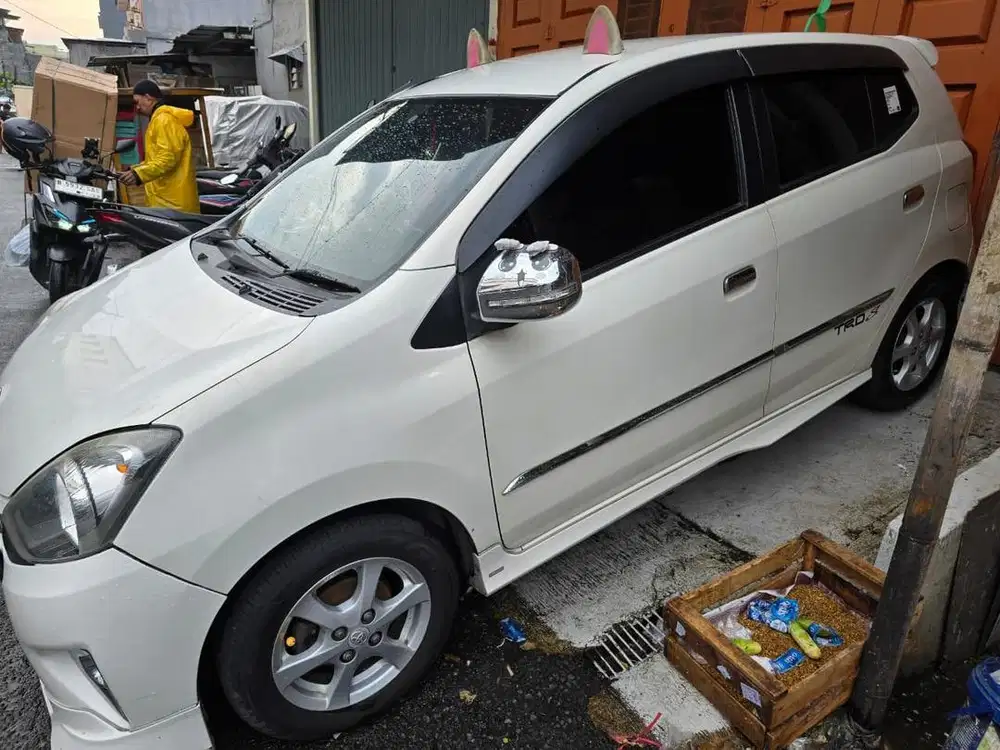 Toyota Agya 1.0 S TRD Sportivo AT Automatic 2015 Putih Mulus Semua