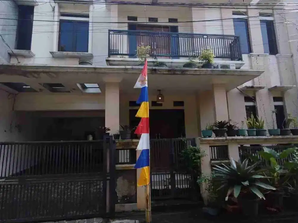 Di jual rumah murah di dalam komplek di depok