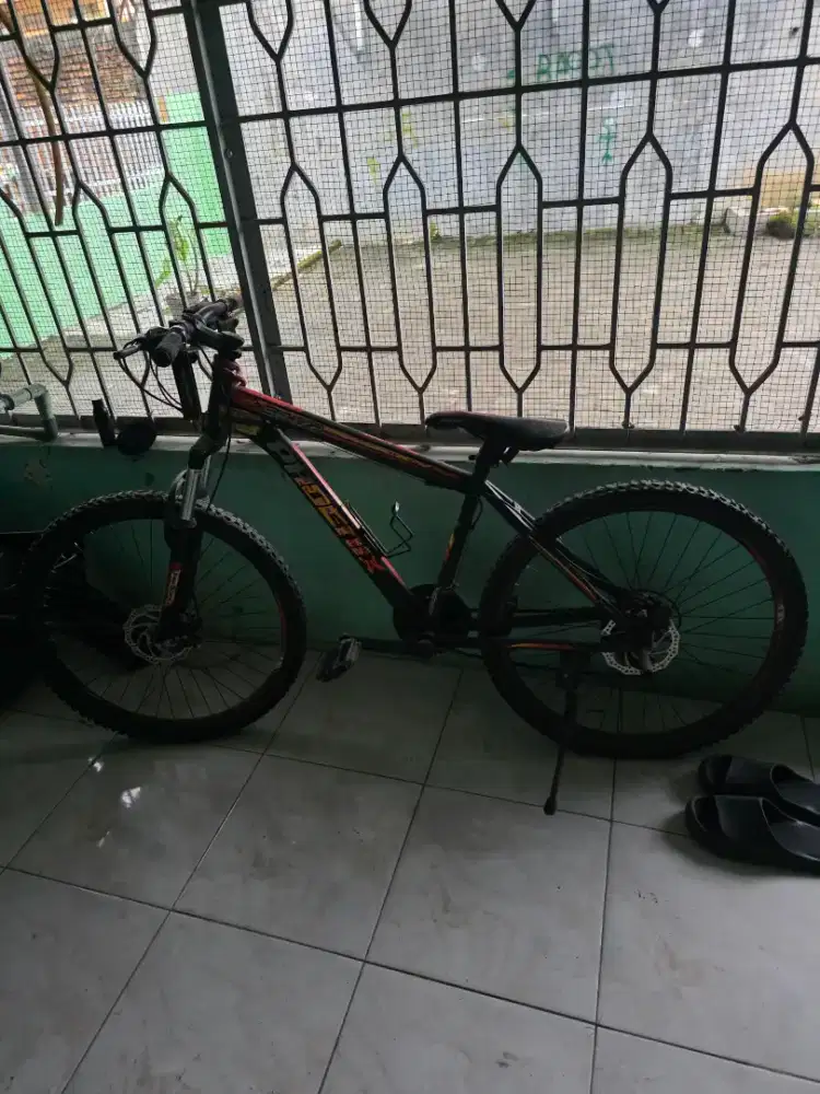 Di jual karena uda lama gak bawa jalan