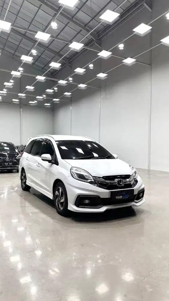 TDP 15jt! Honda Mobilio RS AT 2015, Plat L, KM 105rb, Istimewa