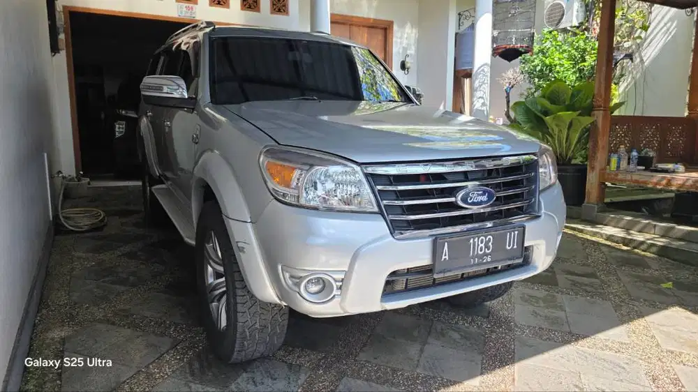 Everest 2.5 XLT 2011 matic diesel pjk pjg 11/26 km 120rb orisinil
