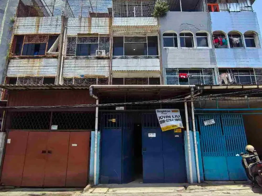 Ruko yang siap huni lokasi hidup lalu Lalang kendaraan dan padat penduduk usaha apa aja pasti jalan