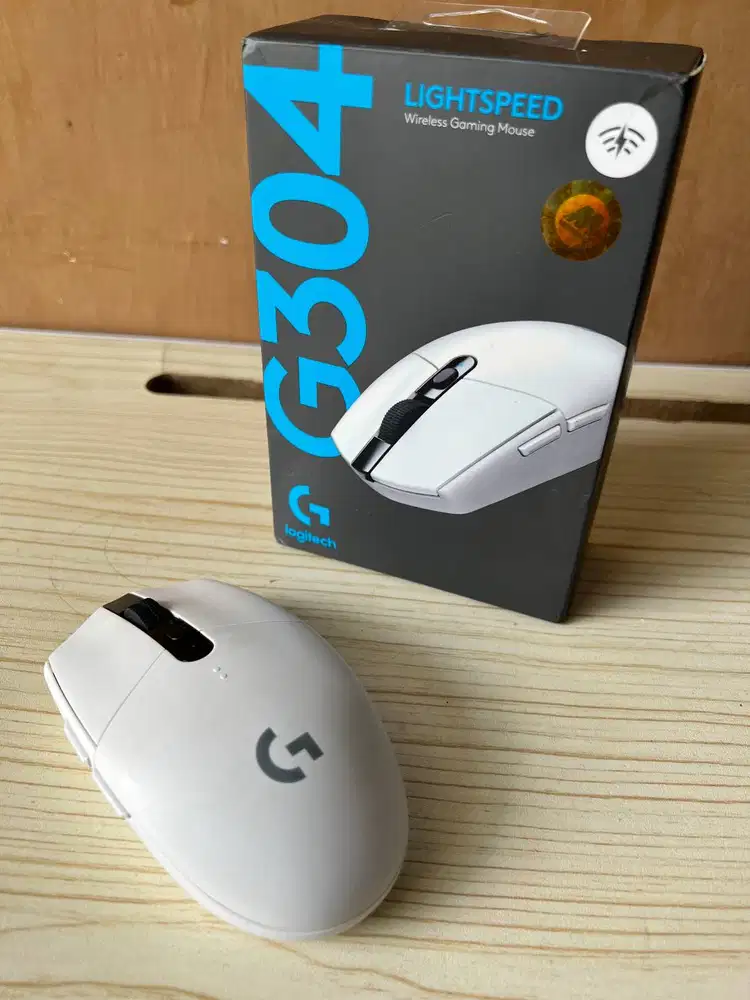Mouse Gaming Logitech G304 Lightspeed Wireless