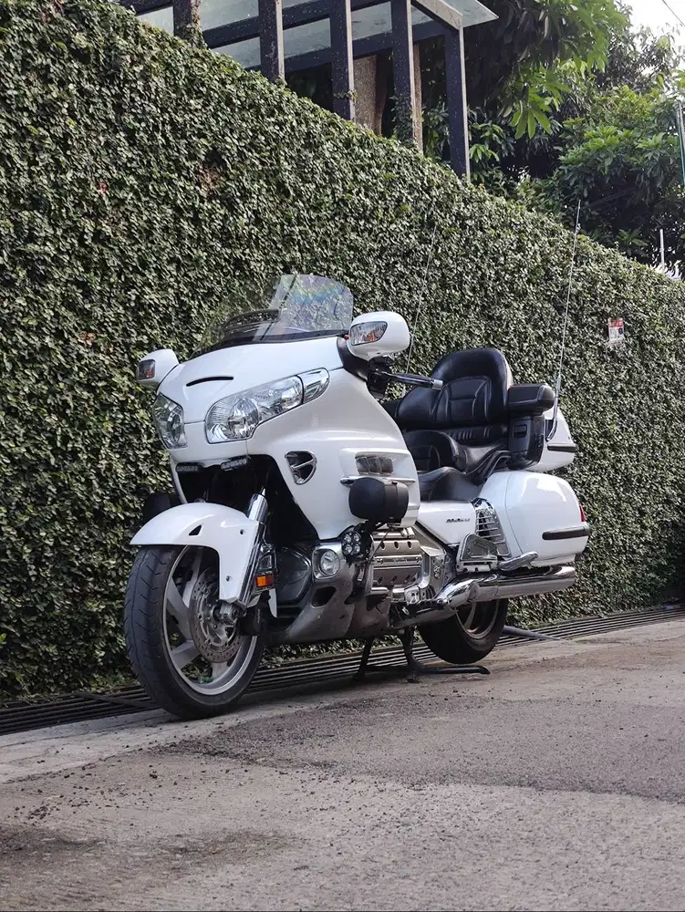 HONDA GOLDWING GL 1800 2011 FULLPAPER FULL SPEC SANGAT ISTIMEWA