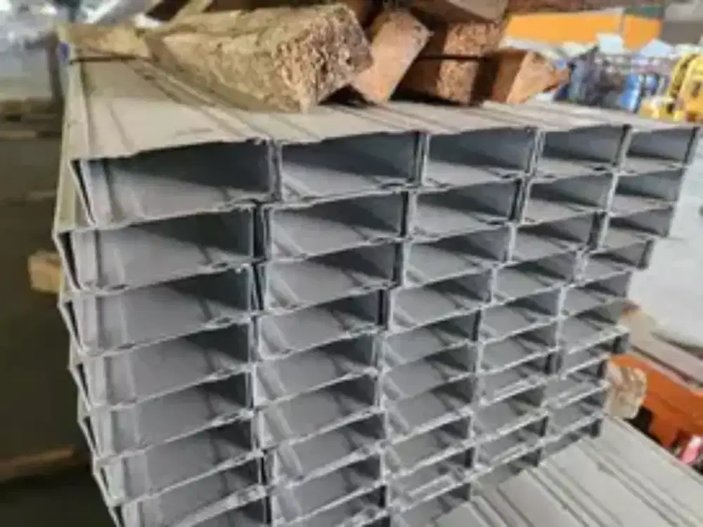 Jual baja ringan bekas 0,75 full 6Meter