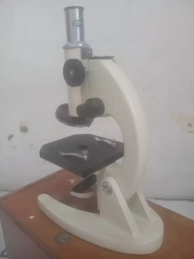 MICROSCOPE xsp-12
