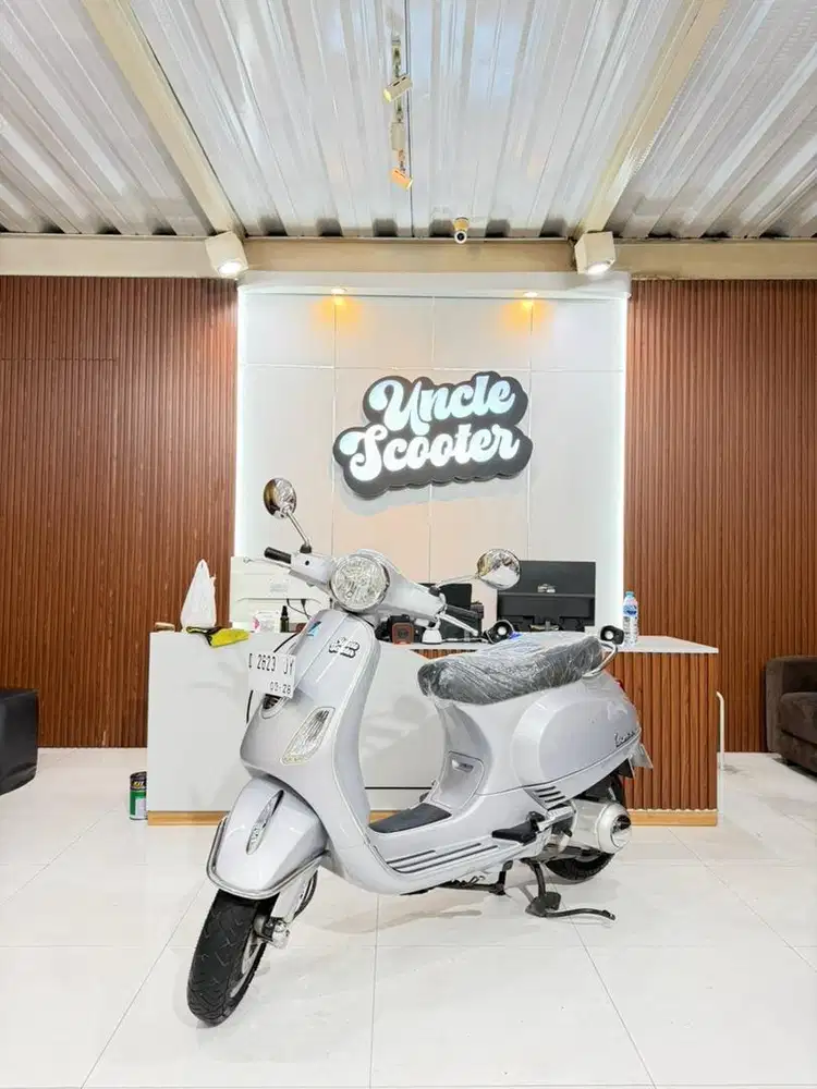 Vespa LX 150ie 2Vie Tahun 2012