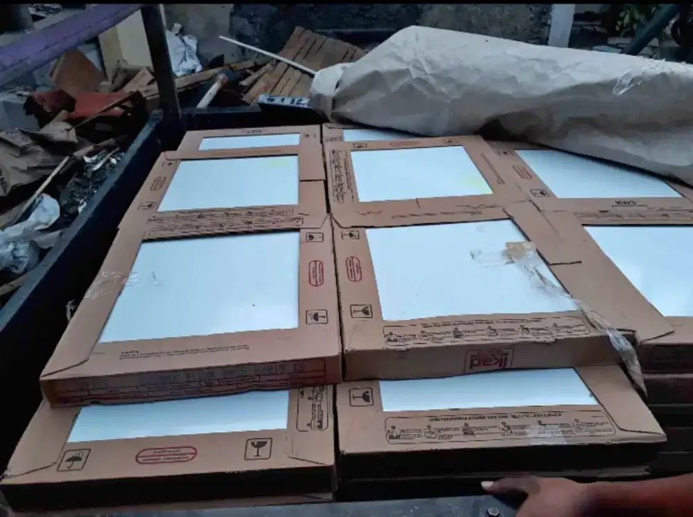 Jual keramik lantai putih polos 40x40