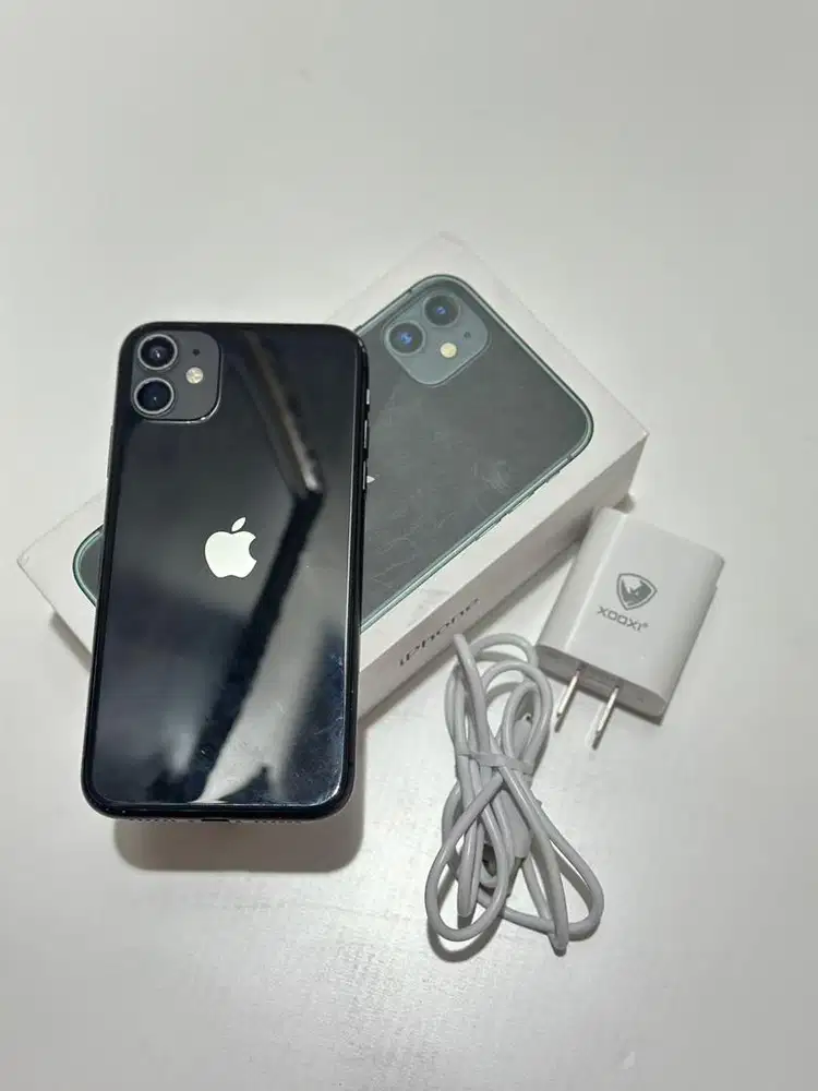 Iphone 11 64gb hitam signal aman inter
