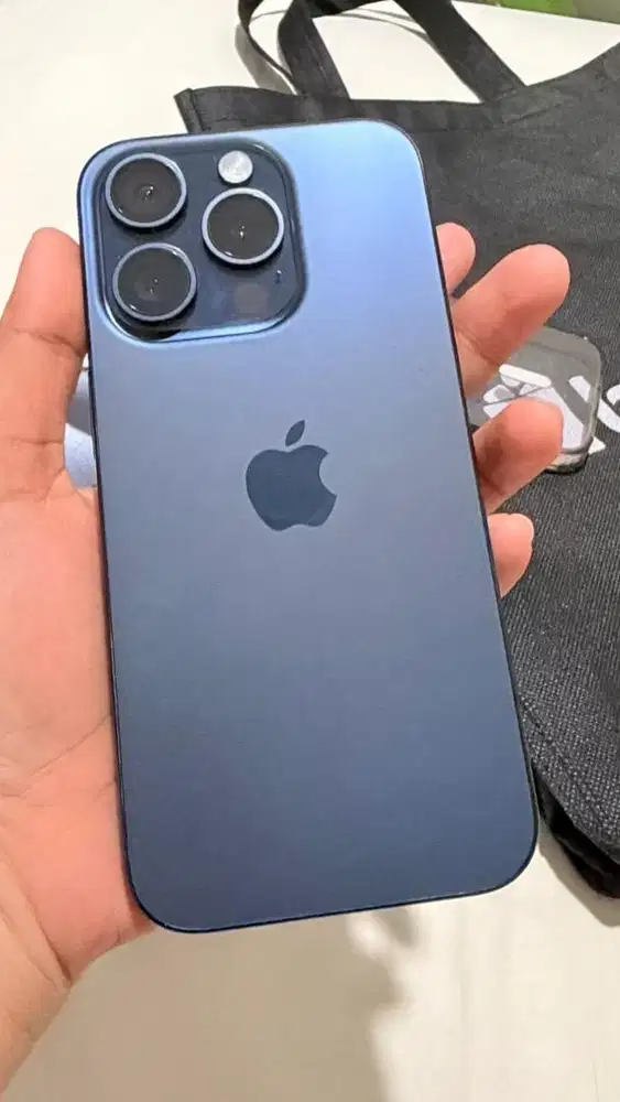 WTS: Iphone 15 Pro 256 Gb Blue Titanium Resmi IBOX pemakaian Pribadi