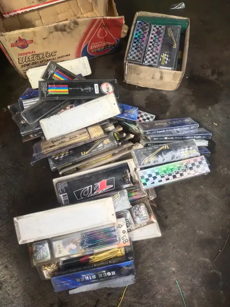 Borongan ruji variasi berbagai ukuran dan warna