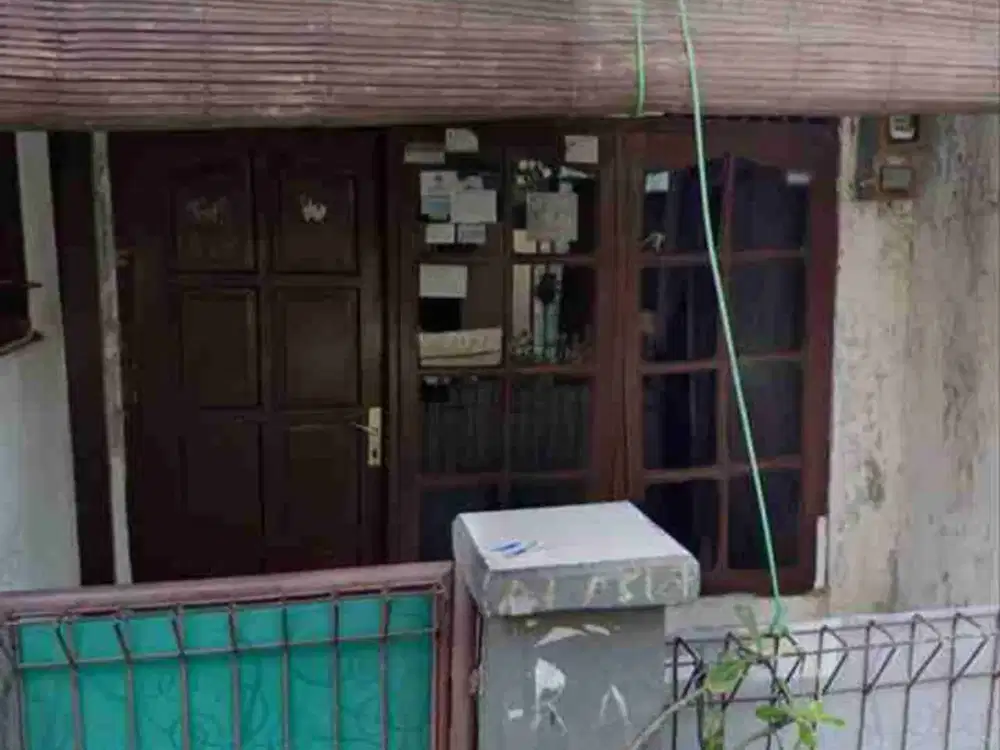 Rumah second 255juta akses motor Depok 2 tengah