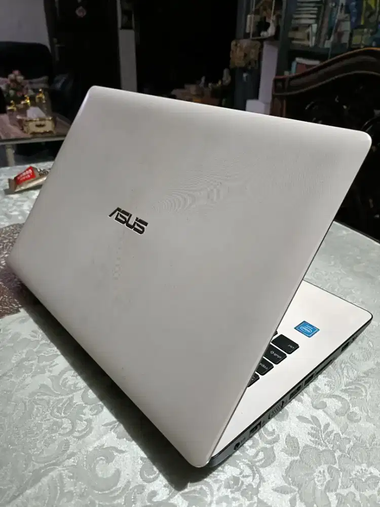 Laptop ASUS X453S Kondisi Second dan Mati