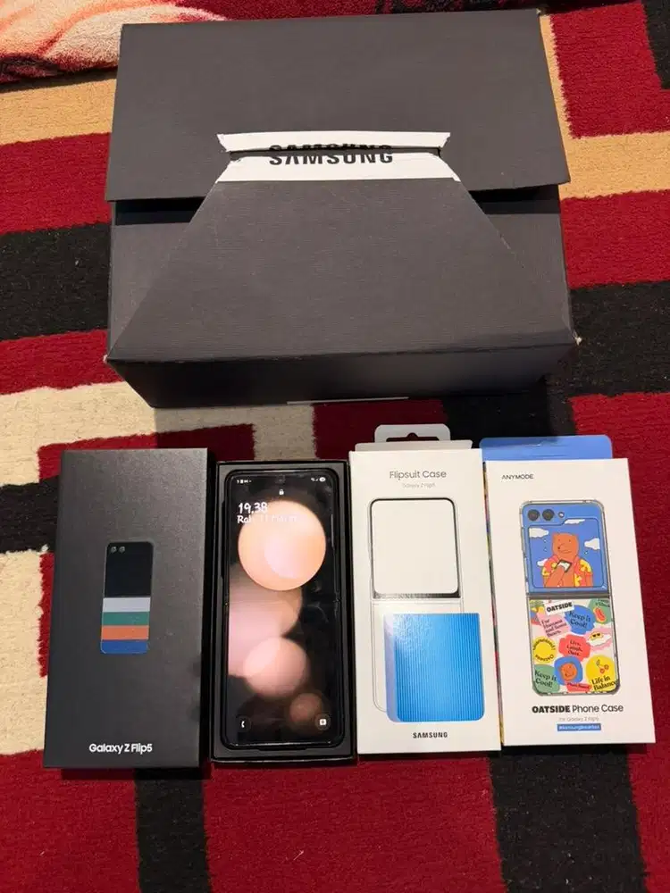 Samsung Z flip 5 (512GB)