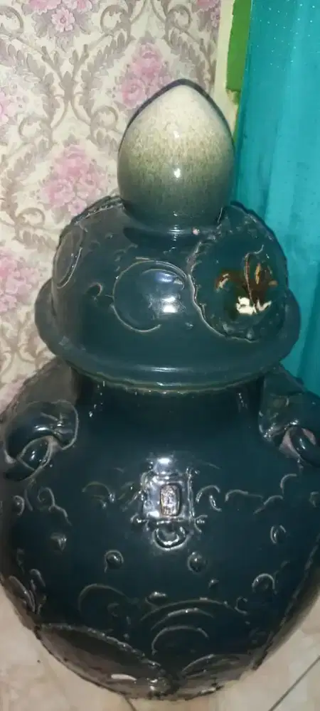 Guci Dayak Kalimantan Tengah