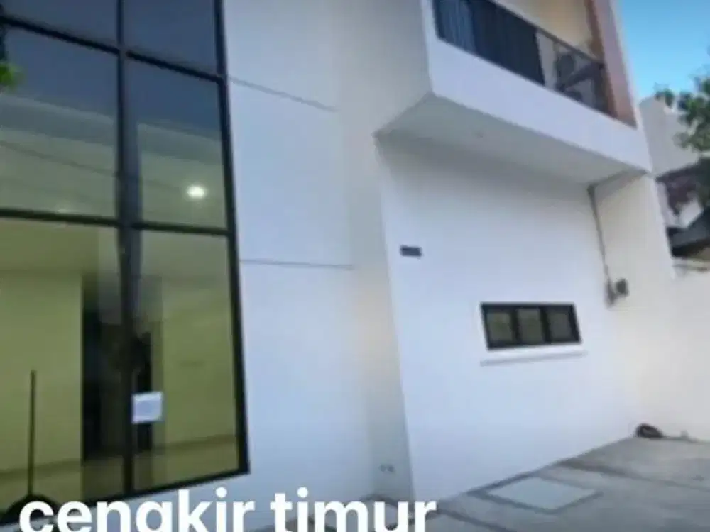 Dijual/Disewa rumah brandnew minimalis siaphuni di Kelapa Cengkir Timur Jakarta Utara