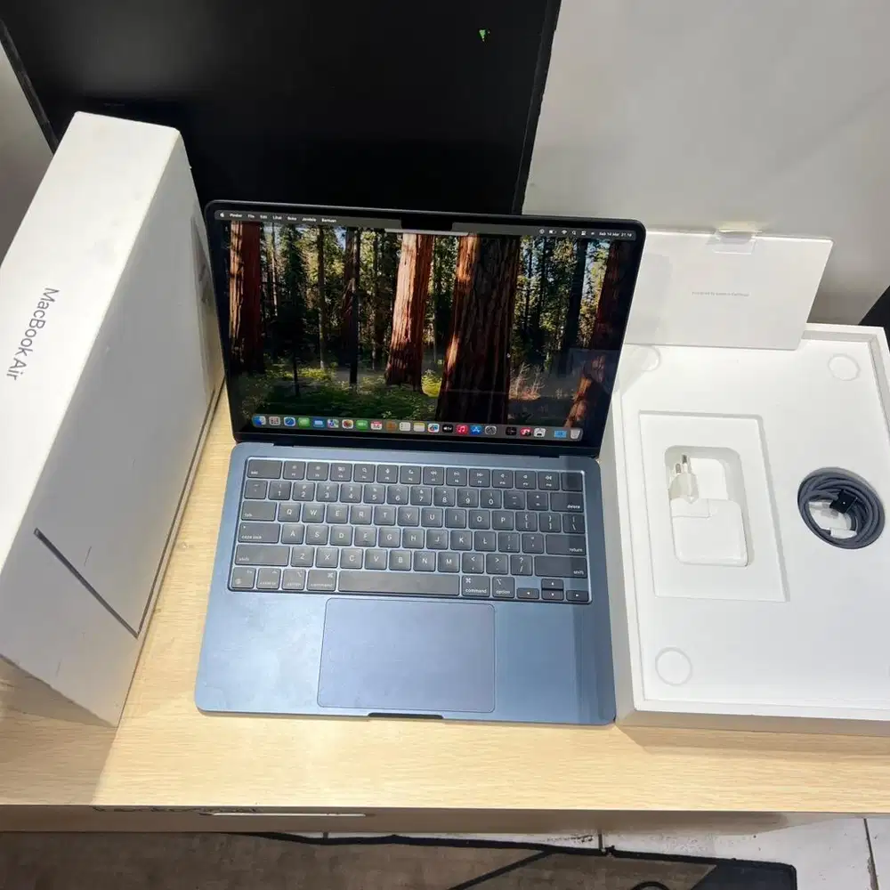 macbook air m2 16/256gb resmi ibox garansi on cc 40x fullset original