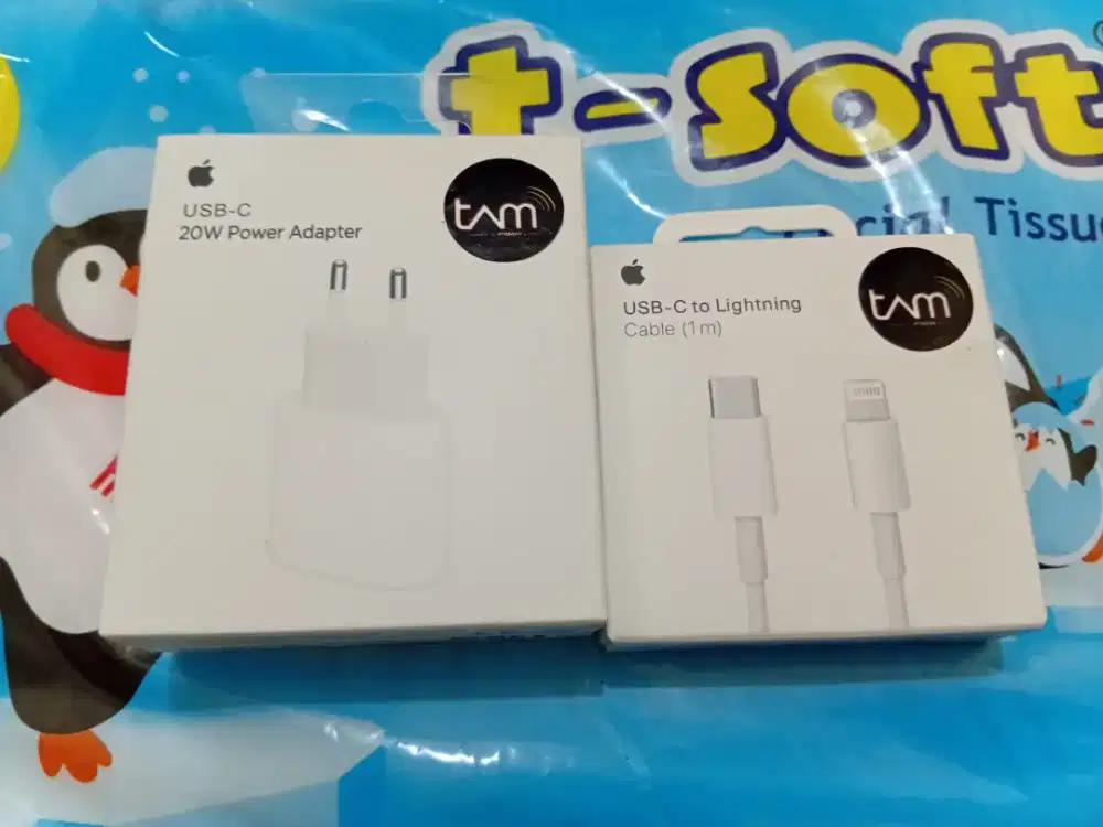 Adaptor Original Tam iphone 20watt +Kabel Data Tipe C To Lighting