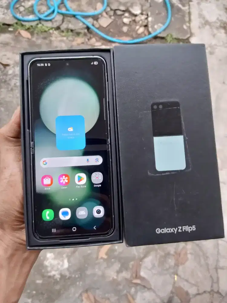 SAMSUNG Z FLIP 5 8/512