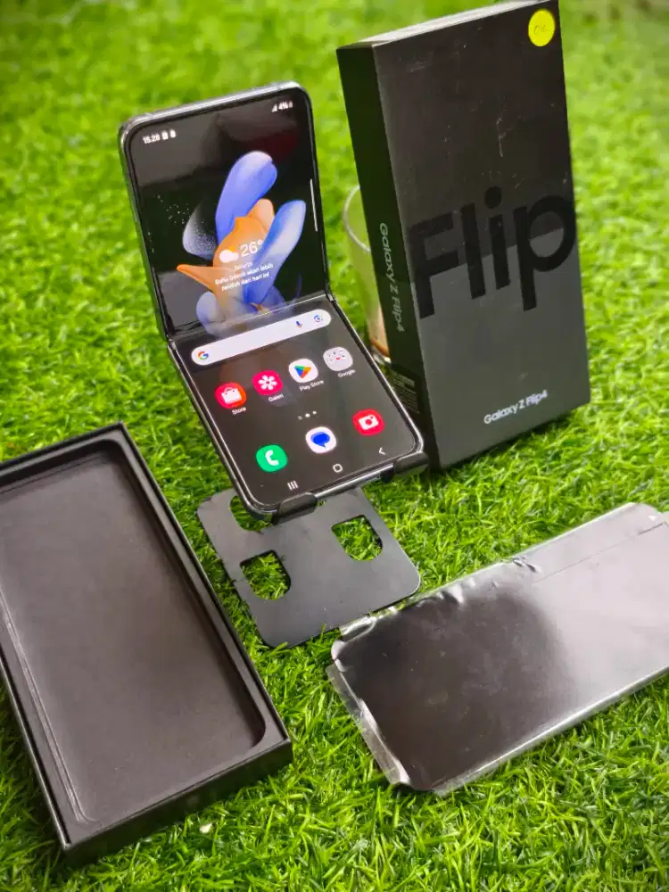 SAMSUNG Z FLIP 4 8/512