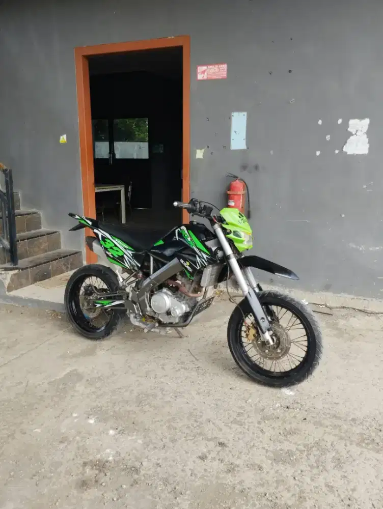 TRAIL SUPERMOTO YAMAHA