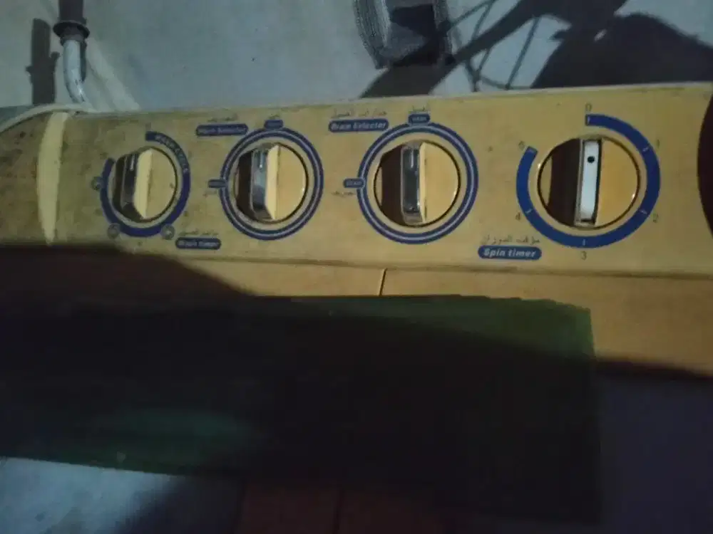 Mesin cuci 2 tabung Denpoo DW 9893