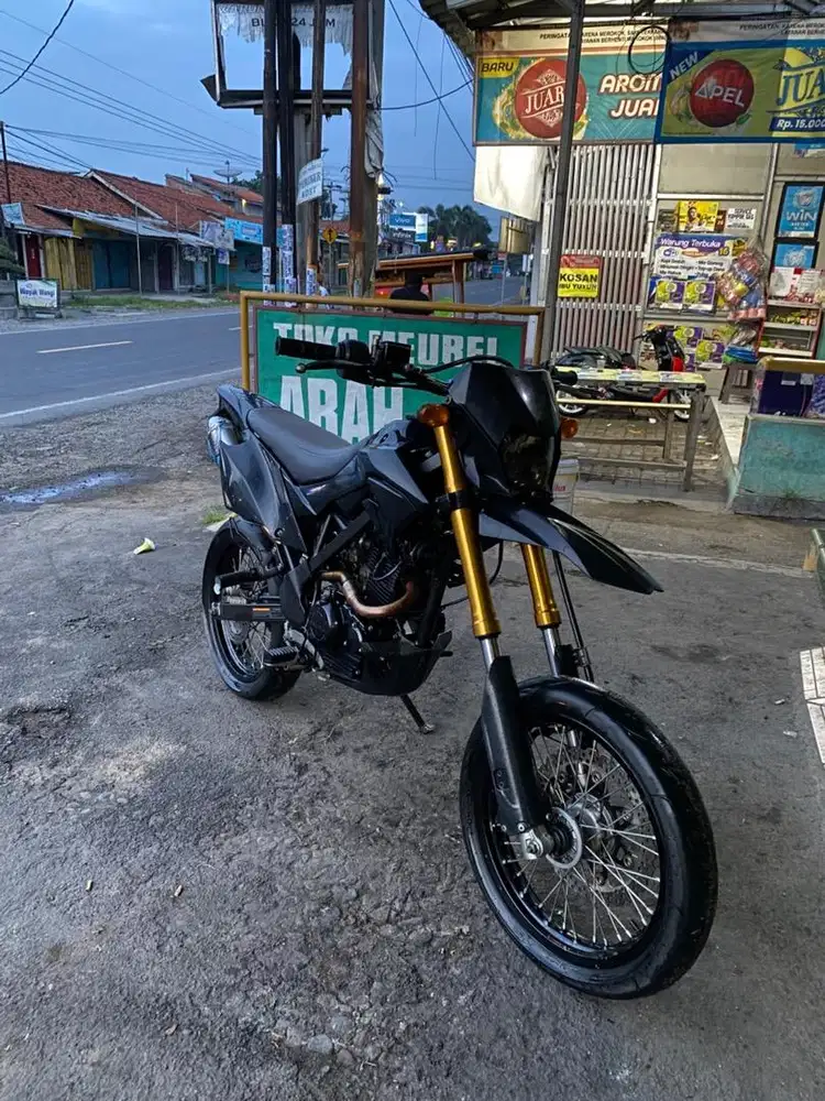 D tracker tipe SE 2021