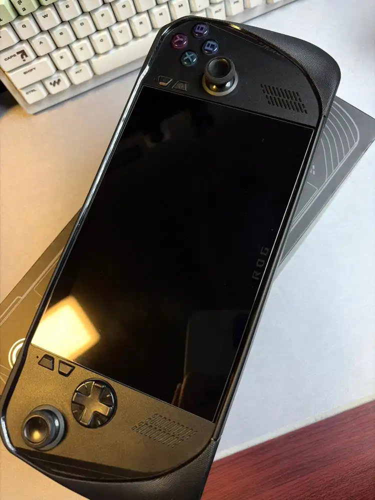 Bekas mulus rog ally x 24/1tb garansi on