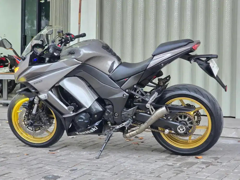 Moge Sport Turing Kawasaki Ninja 1000 SX th 2013 Km 24rb Modif Ganteng