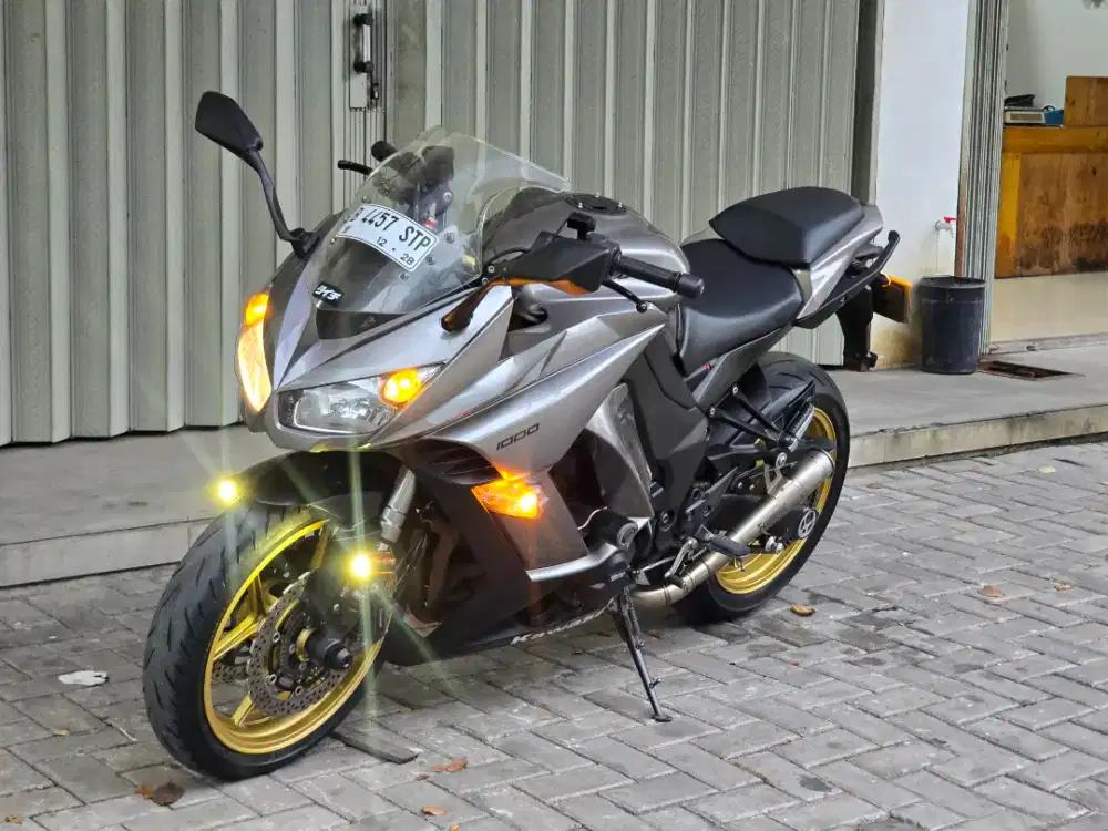 Moge Sport Turing Kawasaki Ninja 1000 th 2013 Km 24rb Modif Siap Gas