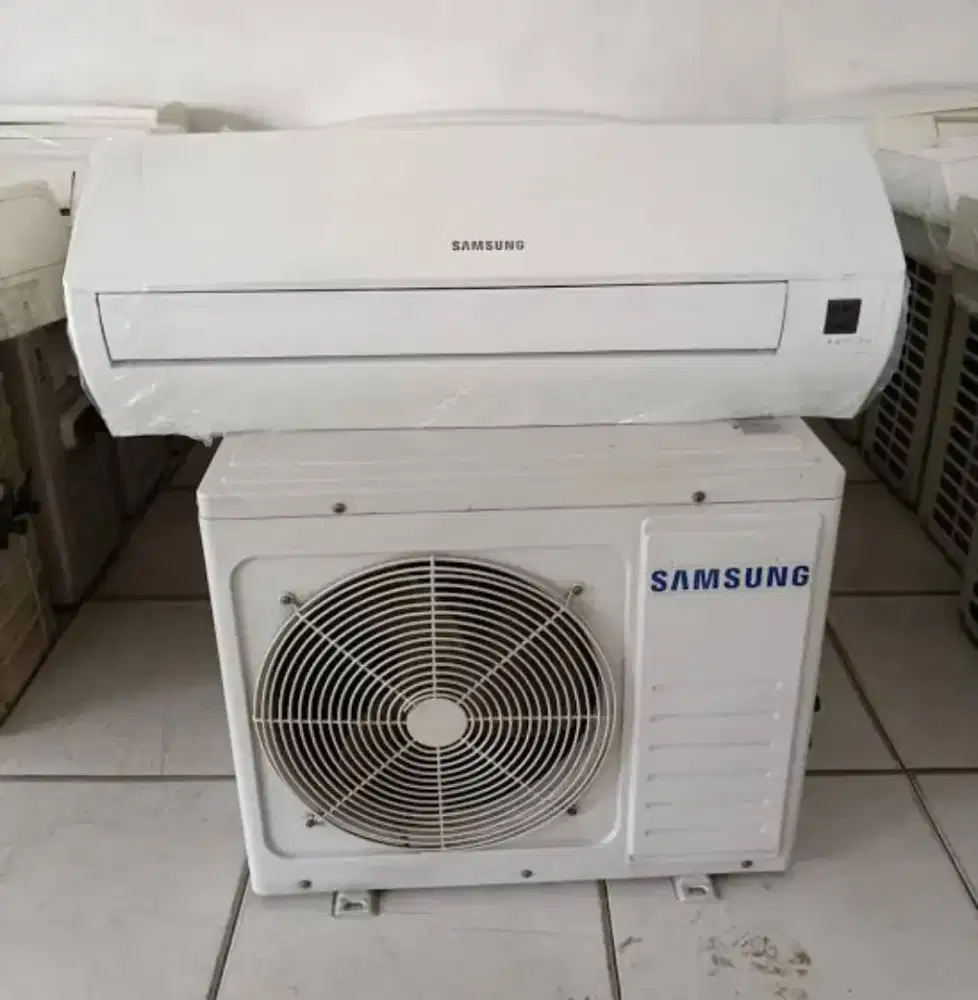 AC Daikin 1/2pk + Pasang