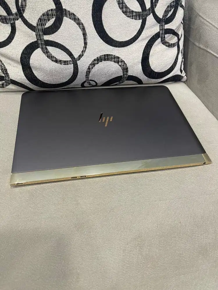 Laptop Hp Spectre Core i7 Mewah