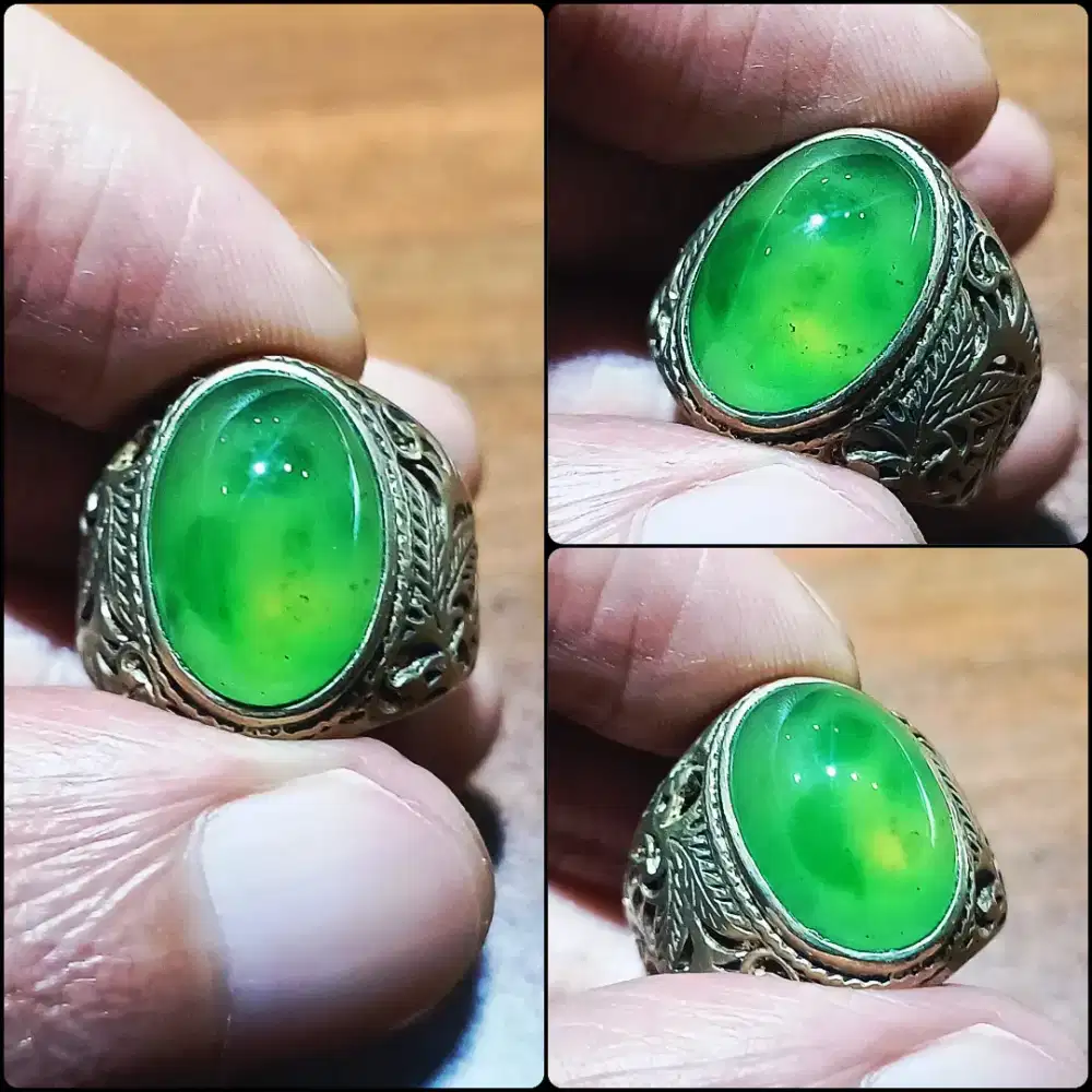 Sungai Dareh Kumbang Jati HQ (Natural Vesuvianite)