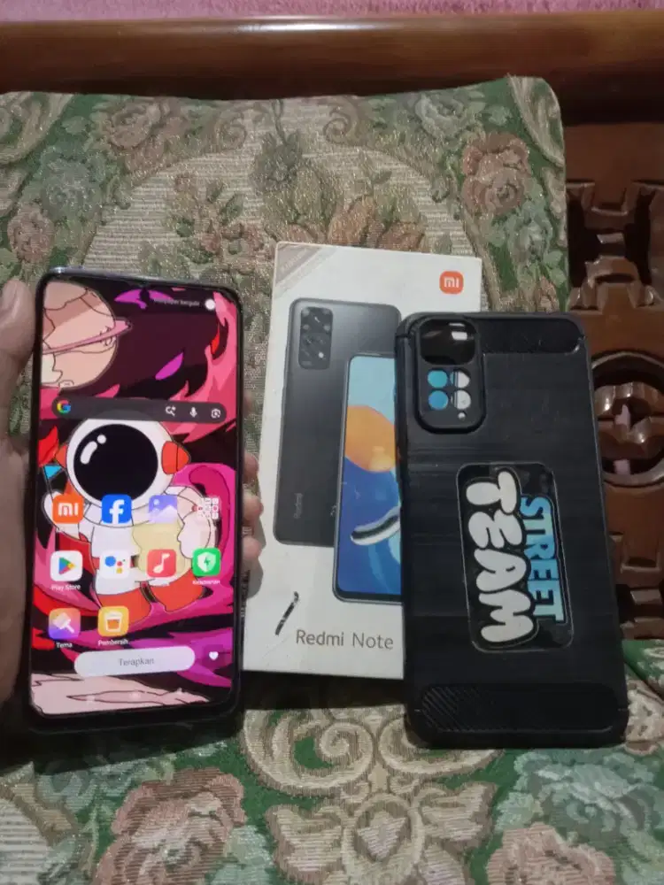 redmi note 11 NFc oled ori ram 6+6/128 fullset pemakian