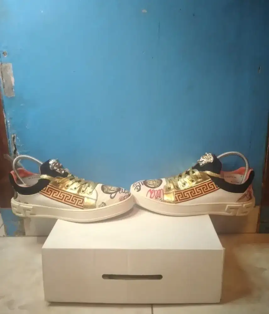 Jual cepat murah sepatu versace istimewa original italy