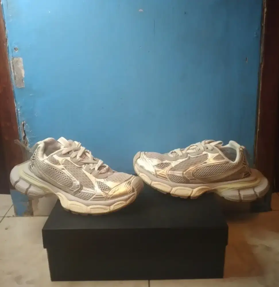 Jual cepat murah sepatu balenciaga 3XL istimewa langka original italy