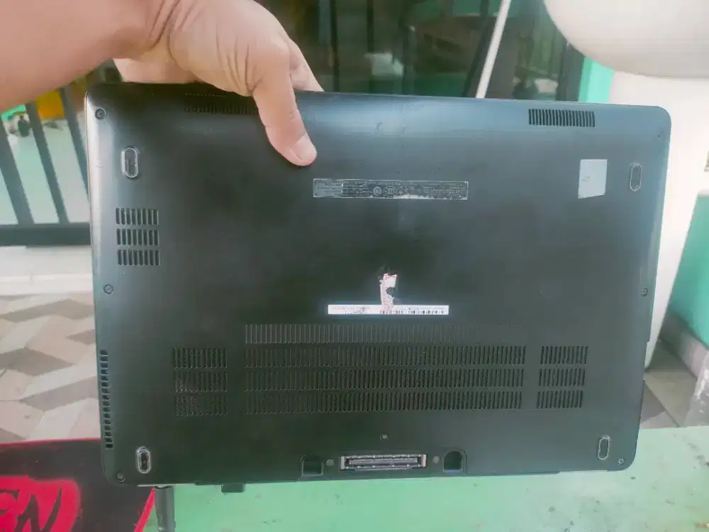 Laptop spesifikasi lumayan, dell latitude E7470