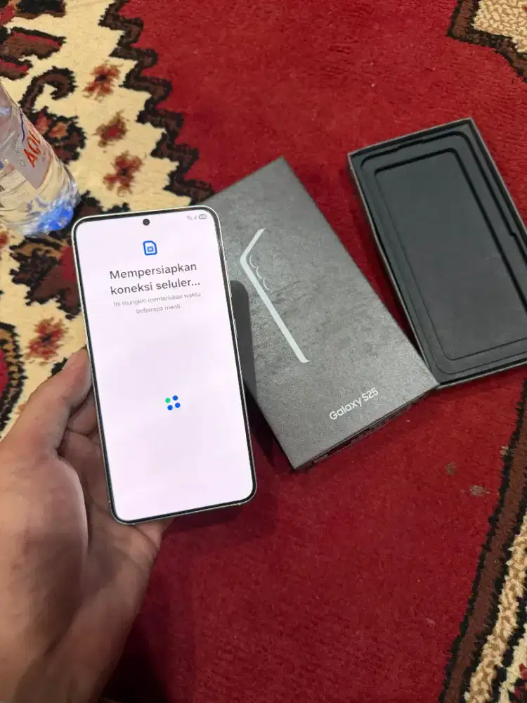 Samsung s25 basic like new ram 12/512