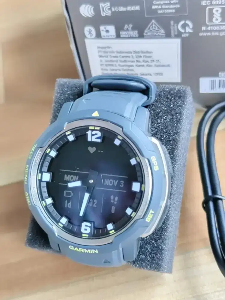 Garmin Instinct Crossover